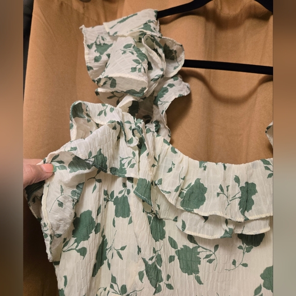 NWT ARULA Green and White Floral Maxi Dress - Picture 4 of 6